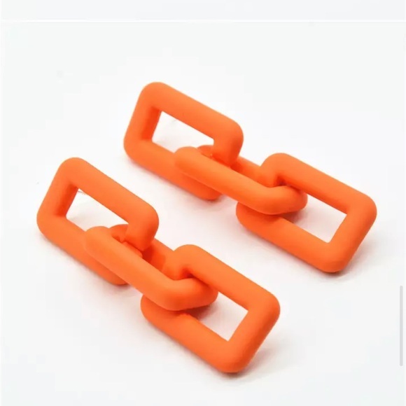 New Acrylic Chain Link look Orange Post or Stud Earrings.‎ - Picture 2 of 6